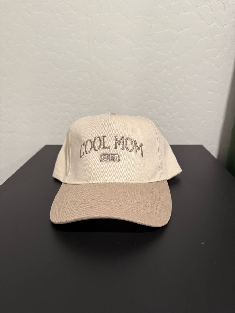 "Cool Mom Club" Embroidered Baseball Cap - Cream & Tan